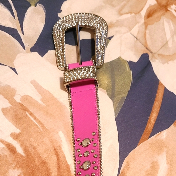 Christine Alexander leather  belt with Swarovski crystals - Picture 2 of 8